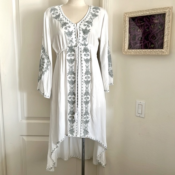 R. Vivimos / High~Low Embroidered Dress / Boho - Picture 16 of 16
